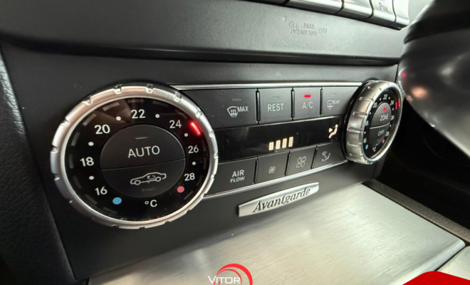 Mercedes-Benz C-250 CGI Sport 1.8 16V Aut. 2012 Gasolina-5
