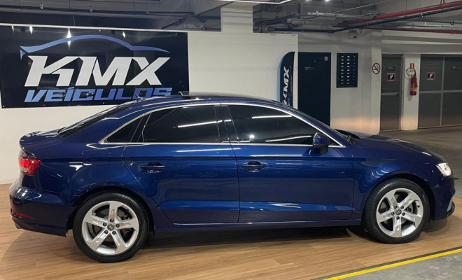 Audi A3 Sed. Ambition 2.0 TSFI 220cv S-tronic 2018 Gasolina-3