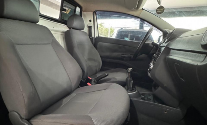 VW - VolksWagen Saveiro 1.6 Mi Total Flex 8V CE 2011 Flex-12
