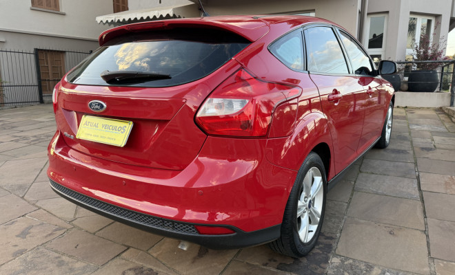 Ford Focus 1.6 S 16V  5p 2014 Flex-2