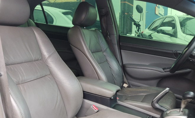 Honda Civic Sedan LXS 1.8/1.8 Flex 16V Aut. 4p 2008 Flex-6