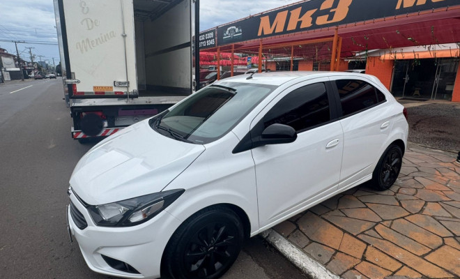 GM - Chevrolet ONIX HATCH 1.0 12V Flex 5p Mec. 2020 Flex