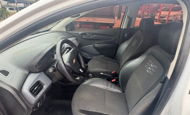 GM - Chevrolet ONIX HATCH 1.0 12V Flex 5p Mec. 2020 Flex-8