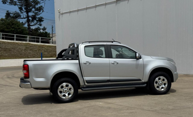 S10 LTZ 2.4 4x2 CD 2014 – A picape confiável e completa para suas necessidades diárias!-15