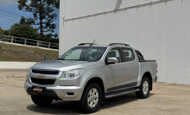 S10 LTZ 2.4 4x2 CD 2014 – A picape confiável e completa para suas necessidades diárias!-14