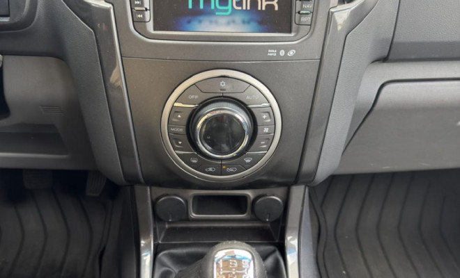 S10 LTZ 2.4 4x2 CD 2014 – A picape confiável e completa para suas necessidades diárias!-4