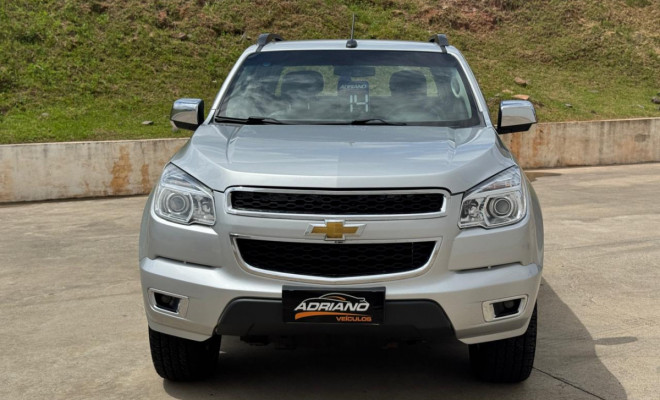 S10 LTZ 2.4 4x2 CD 2014 – A picape confiável e completa para suas necessidades diárias!-0