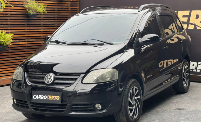 VW - VolksWagen SPACEFOX 1.6 2010 Flex ótimo espaço baixo custo manutenção-0