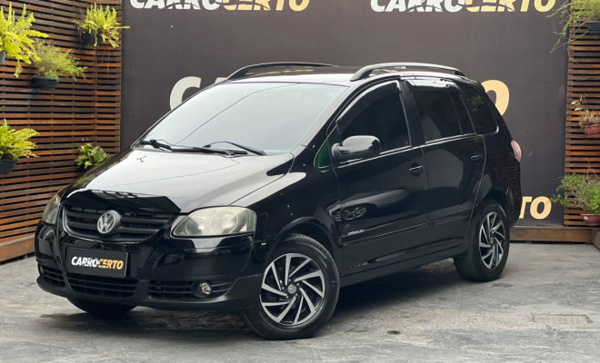 VW - VolksWagen SPACEFOX 1.6 2010 Flex ótimo espaço baixo custo manutenção
