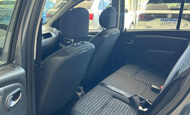 Renault SANDERO Expression Hi-Flex 1.6 8V 5p 2012 Flex-8