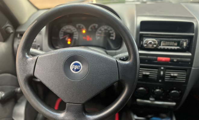 Fiat Palio ELX 1.0 Fire/30 Anos F. Flex 8V 4p 2006 Flex-6