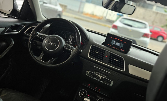 Audi Q3 1.4 TFSI/TFSI Flex S-tronic 5p 2017 Gasolina-7
