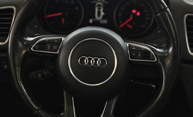 Audi Q3 1.4 TFSI/TFSI Flex S-tronic 5p 2017 Gasolina-9