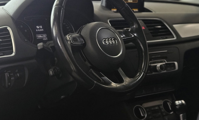 Audi Q3 1.4 TFSI/TFSI Flex S-tronic 5p 2017 Gasolina-5