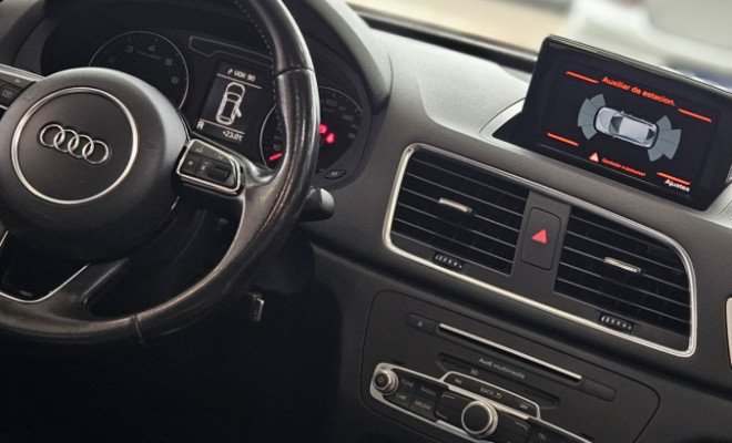 Audi Q3 1.4 TFSI/TFSI Flex S-tronic 5p 2017 Gasolina-8