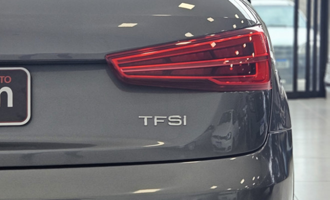 Audi Q3 1.4 TFSI/TFSI Flex S-tronic 5p 2017 Gasolina-18
