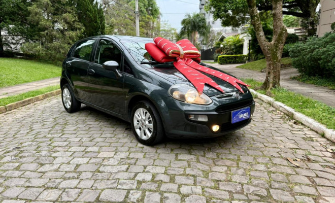 Fiat Punto ATTRACTIVE 1.4 Fire Flex 8V 5p 2014 Flex