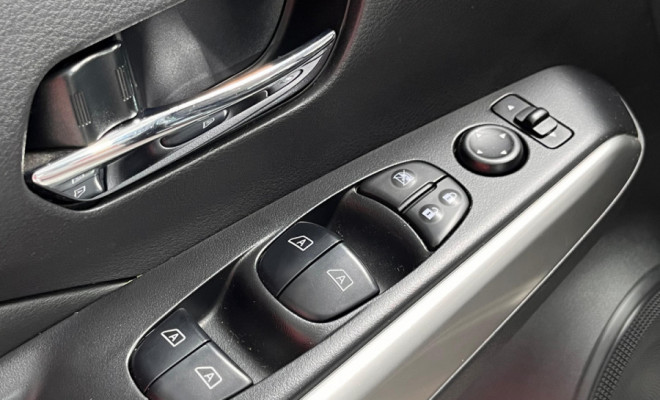 Nissan KICKS SL 1.6 16V FlexStar 5p Aut. 2017 Flex-10