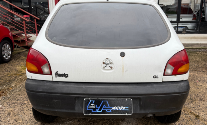 Ford Fiesta GL 1.0 5p 2000 Gasolina-7