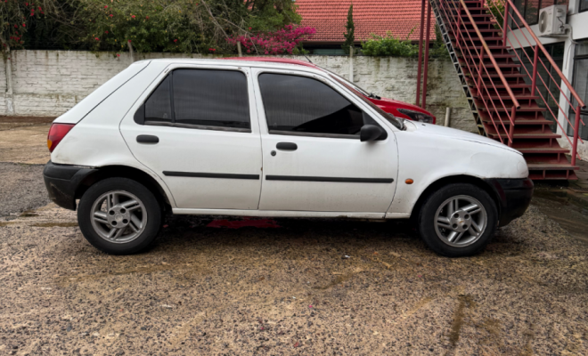 Ford Fiesta GL 1.0 5p 2000 Gasolina-9