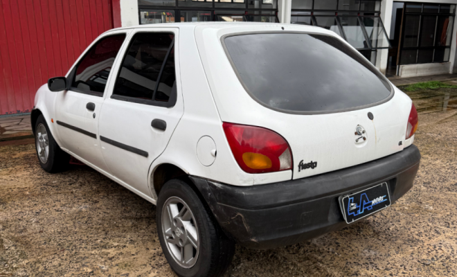 Ford Fiesta GL 1.0 5p 2000 Gasolina-6