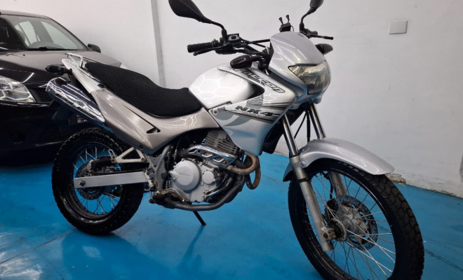 HONDA NX-4 FALCON 400 2001 Gasolina-1