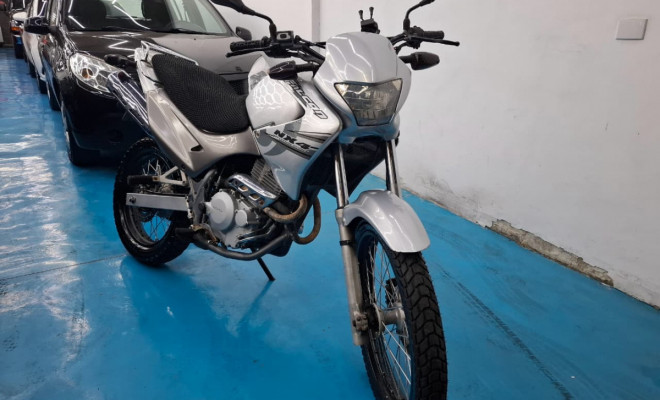 HONDA NX-4 FALCON 400 2001 Gasolina-0