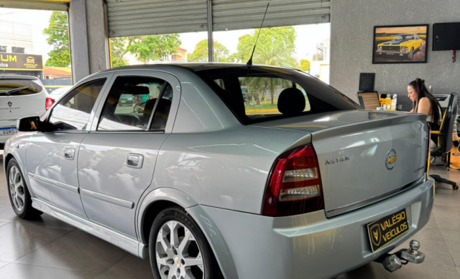 Chevrolet Astra Sed.advan. 2.0 8V Mpfi Flexp. Aut. - foto 10
