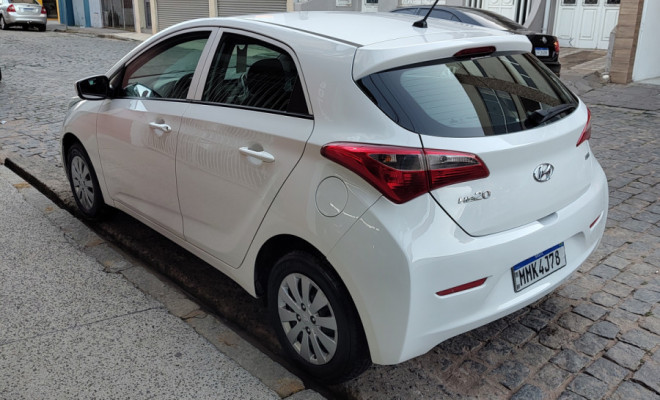 Hyundai HB20 Comf./C.Plus/C.Style 1.0 Flex 12V 2015 Flex-2