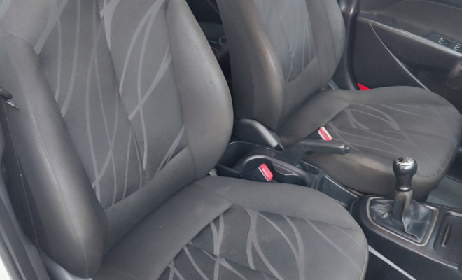 Hyundai HB20 Comf./C.Plus/C.Style 1.0 Flex 12V 2015 Flex-8