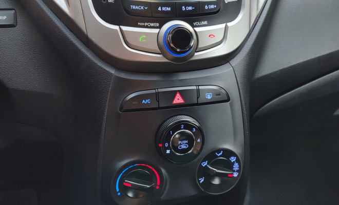 Hyundai HB20 Comf./C.Plus/C.Style 1.0 Flex 12V 2015 Flex-11