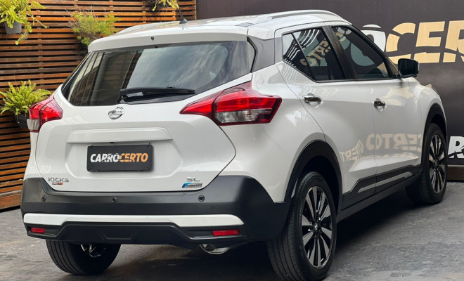 Nissan KICKS SL 1.6 Aut. 2018 Flex  Versão Top de linha-2