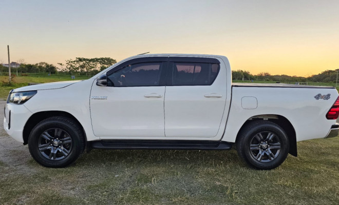 Toyota Hilux CD SR 4x4 2.8 TDI Diesel Aut. 2022 Diesel-7