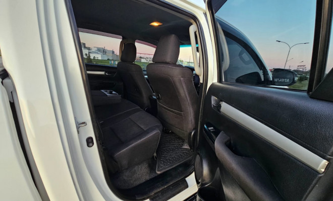 Toyota Hilux CD SR 4x4 2.8 TDI Diesel Aut. 2022 Diesel-10