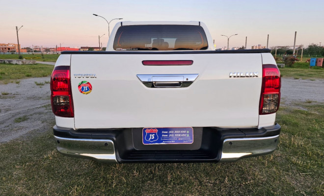 Toyota Hilux CD SR 4x4 2.8 TDI Diesel Aut. 2022 Diesel-3