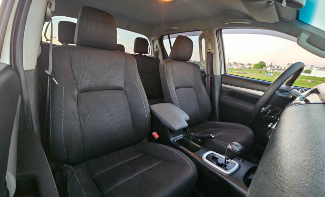 Toyota Hilux CD SR 4x4 2.8 TDI Diesel Aut. 2022 Diesel-14