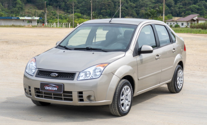 Ford Fiesta Sedan 1.0 8V Flex 4p 2009 Flex