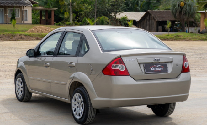 Ford Fiesta Sedan 1.0 8V Flex 4p 2009 Flex-10