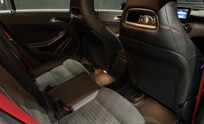 Mercedes-Benz Classe A 250 2.0 TB Sport Aut. 2016 Gasolina-5