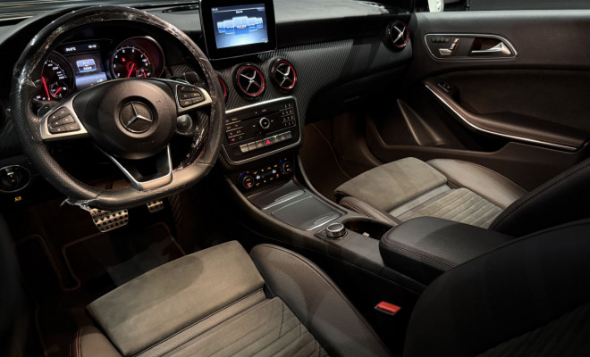 Mercedes-Benz Classe A 250 2.0 TB Sport Aut. 2016 Gasolina-3