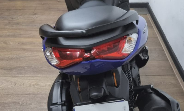 YAMAHA NMAX Connected 160 ABS 2024 Gasolina-12