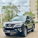 Toyota Hilux SW4 SRX 4x4 2.8 TDI 16V Dies. Aut. 2017 Diesel-0