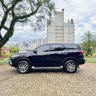 Toyota Hilux SW4 SRX 4x4 2.8 TDI 16V Dies. Aut. 2017 Diesel-10