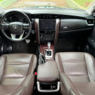 Toyota Hilux SW4 SRX 4x4 2.8 TDI 16V Dies. Aut. 2017 Diesel-6