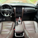 Toyota Hilux SW4 SRX 4x4 2.8 TDI 16V Dies. Aut. 2017 Diesel-4