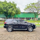 Toyota Hilux SW4 SRX 4x4 2.8 TDI 16V Dies. Aut. 2017 Diesel-12