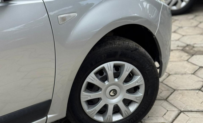 Renault SANDERO Expression Hi-Flex 1.0 16V 5p 2011 Flex-6