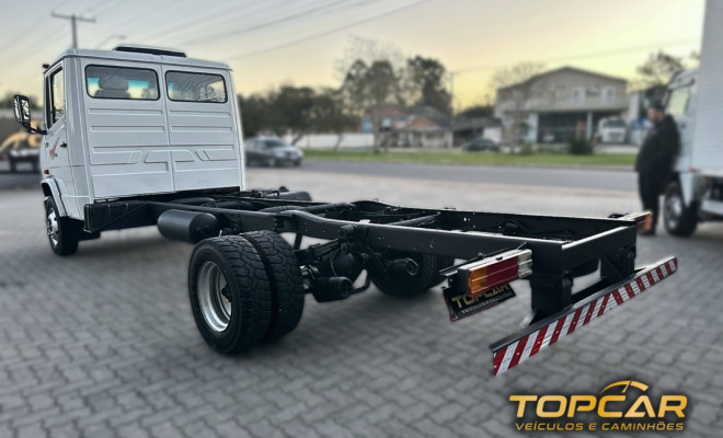 MERCEDES-BENZ 710/ 710 Plus 2p (diesel) 2009 Diesel-4