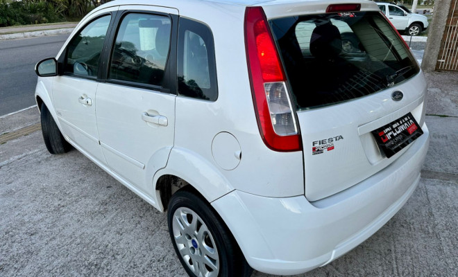 Ford Fiesta 1.6 8V Flex - 2009-3