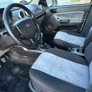 Ford Fiesta 1.6 8V Flex - 2009-8